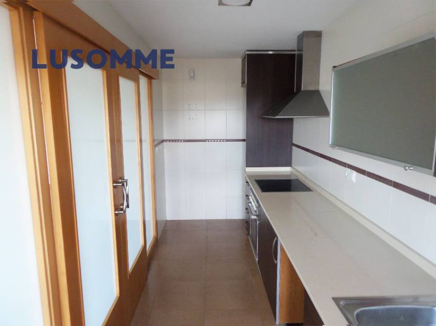 Descripción 477 - Sin comisión inmobiliaria.
Piso en venta en Plaza de la Música, Miramar.

Vivienda en primer piso, en edificio de 2007 con ascensor.
