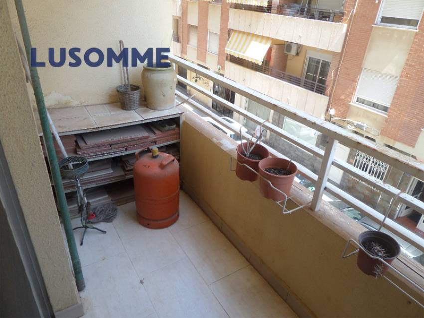 Descripción 478 - Piso en venta en Carrer Astúries, en Las Islas, la mejor zona de Puerto de Sagunto.

A 6 minutos a pie (500m) de la playa, con vistas al