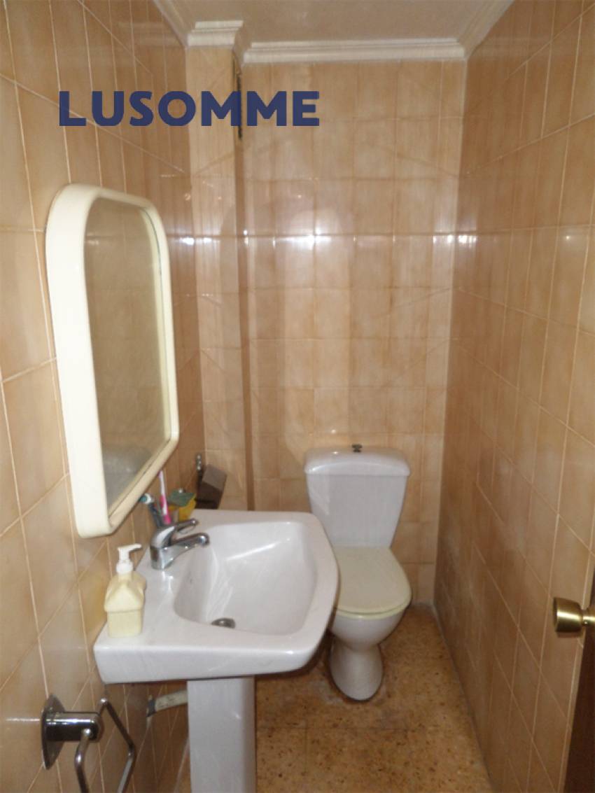 Descripción 478 - Piso en venta en Carrer Astúries, en Las Islas, la mejor zona de Puerto de Sagunto.

A 6 minutos a pie (500m) de la playa, con vistas al