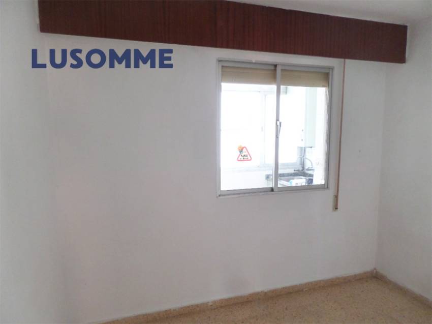 Descripción 478 - Piso en venta en Carrer Astúries, en Las Islas, la mejor zona de Puerto de Sagunto.

A 6 minutos a pie (500m) de la playa, con vistas al
