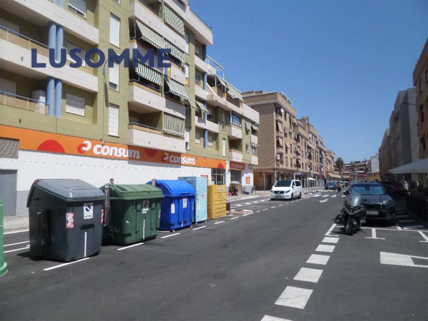 Descripción 478 - Piso en venta en Carrer Astúries, en Las Islas, la mejor zona de Puerto de Sagunto.

A 6 minutos a pie (500m) de la playa, con vistas al