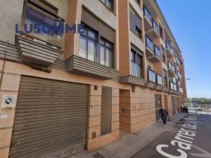 Foto 500 de Sin comisión inmobiliaria. 

Oportunidad de inversión. Vivienda sin posesión en venta.
No visitable. Desconocemos el estado 
